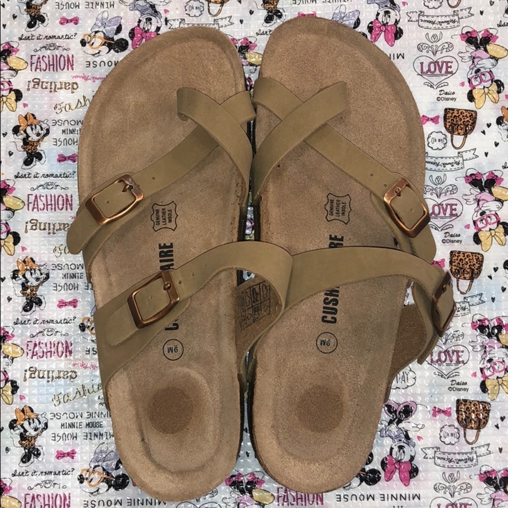 Cushionaire Birkenstock Inspired Sandals Size 9